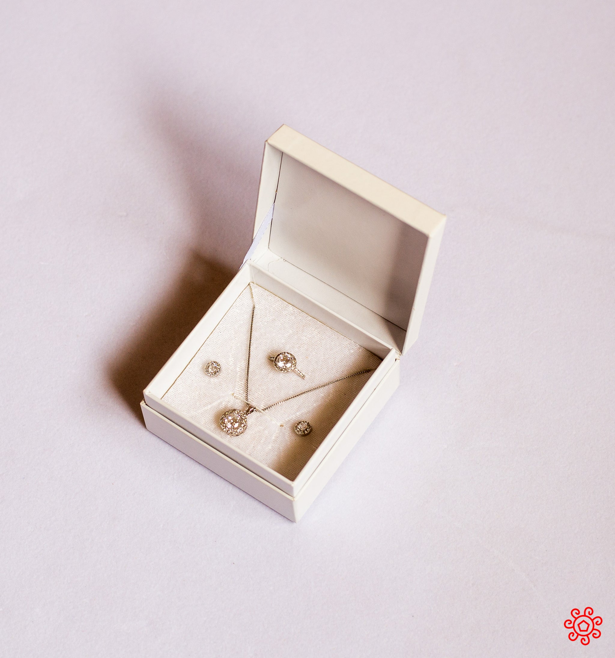 Handmade Jewelry Box - HDBX115