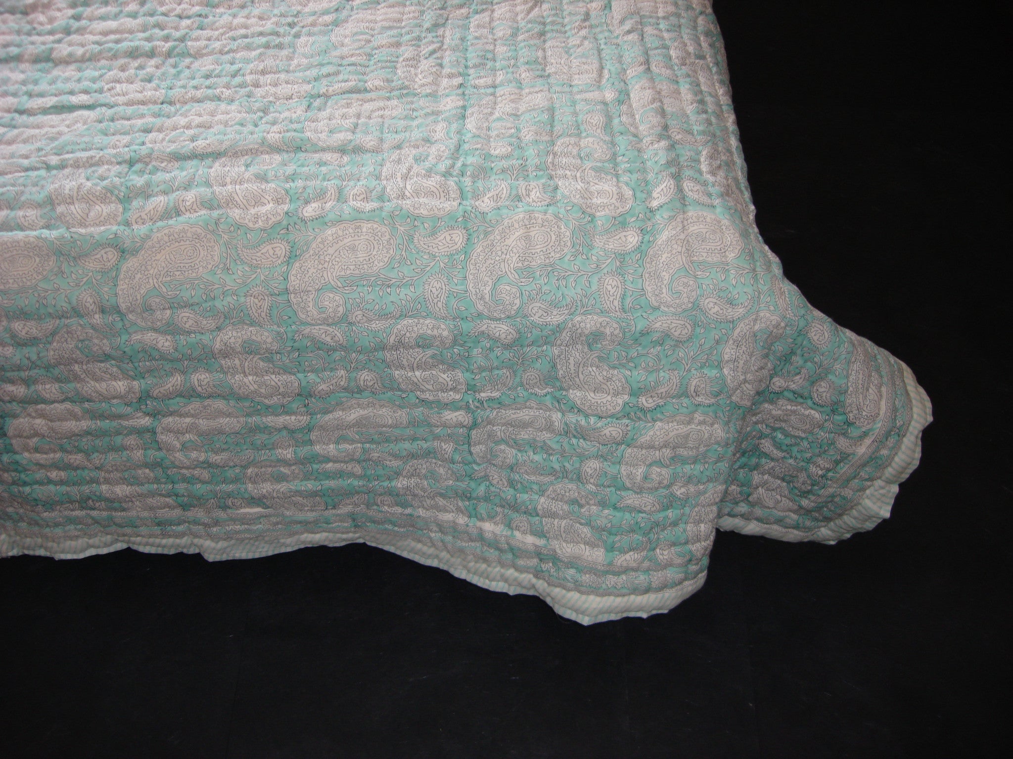 QBP 108 - Handmade, reversible, cotton, block printed quilt in sea green, intricate ethnic design. - Pentagon Crafts