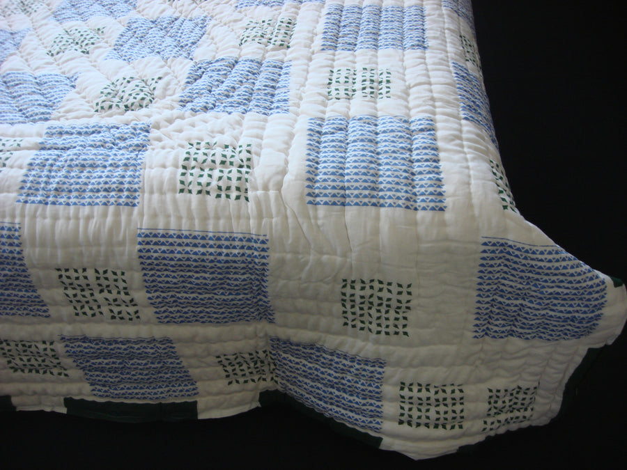 QBP 115 - Handmade quilt, reversible, cotton, block printed beautifully in alternate pattern. - Pentagon Crafts