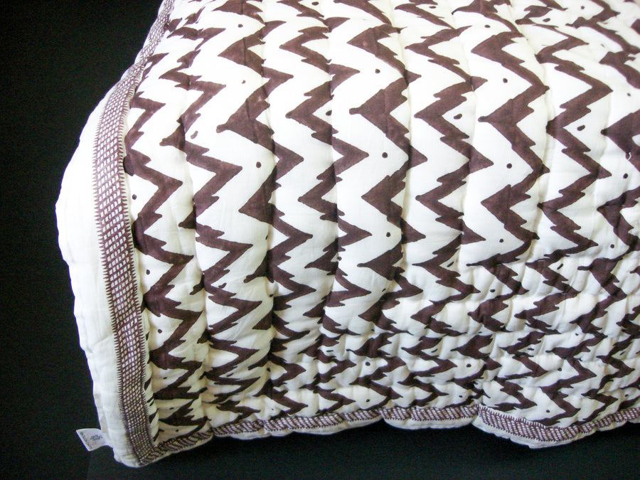 QBP 174 -100% Handmade Cotton Queen Quilt - Contrasting Brown Blocks - Pentagon Crafts